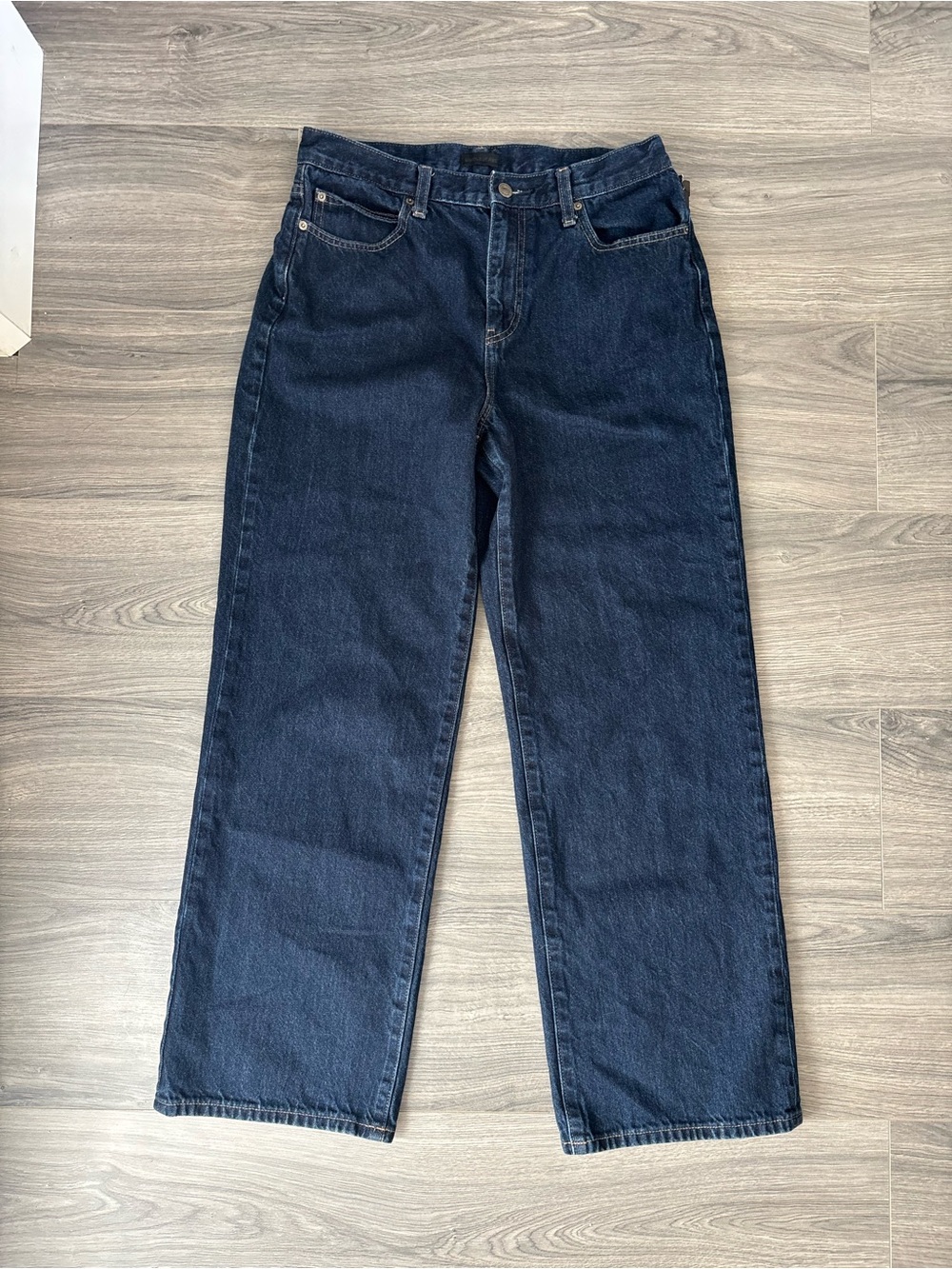 Uniqlo Women's Relaxed Straight Jeans in Dark Blue